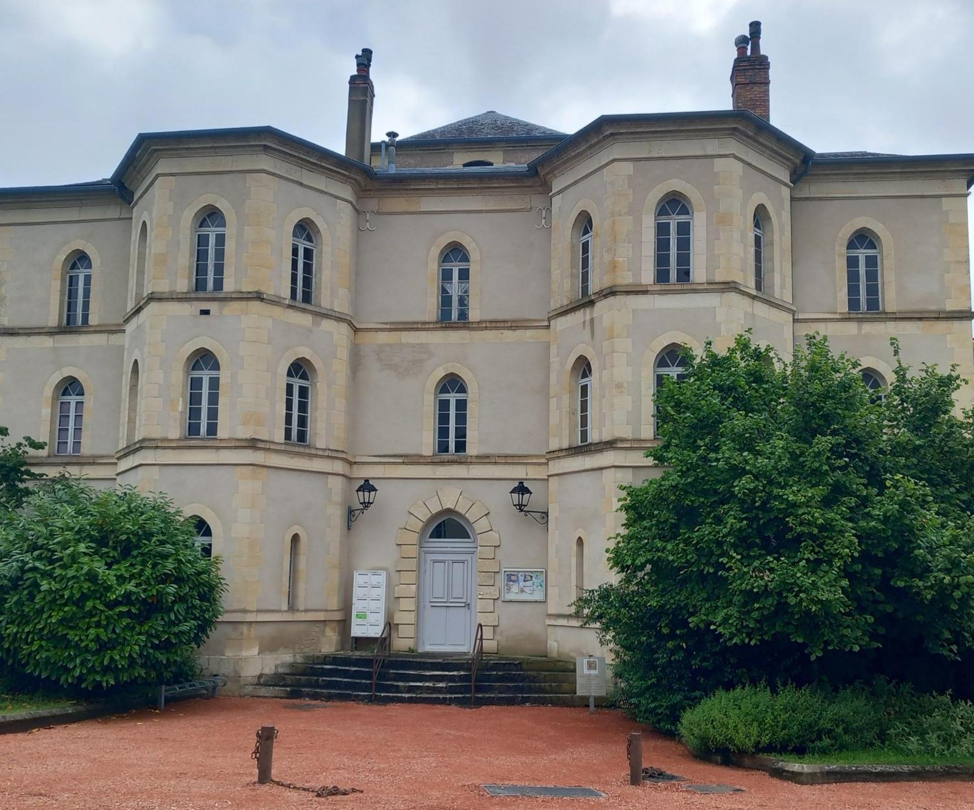 Jls'Tudios " U Sognu" Lägenhet Cosne-sur-Loire Exteriör bild